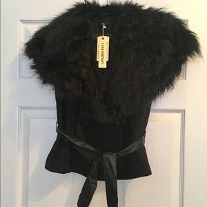 Sexy black vest with faux fur